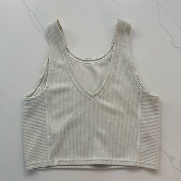 Ribbed Softstreme Cropped Tank Top - Picture 3 of 10